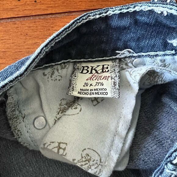 EUC BKE Stella Dark Wash Capri Jeans Size 24 #BJ8 - Picture 5 of 7